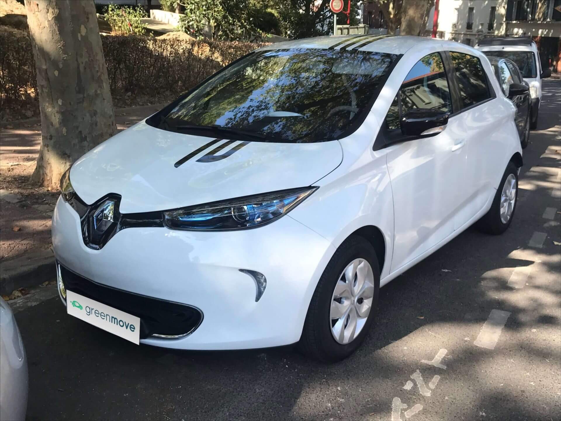 Nouvelle ZOE, au diapason d'une vie toujours plus connectée - Easy Electric  Life - Renault Group